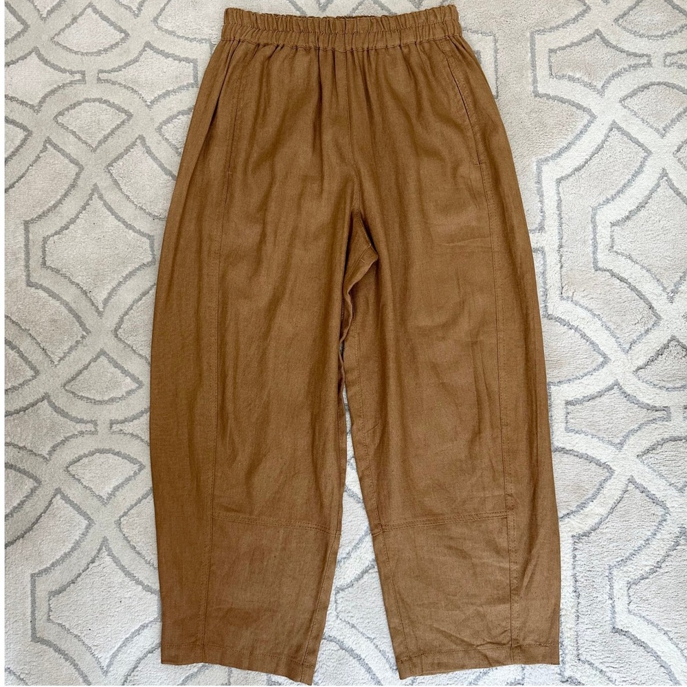 Max Studio Relaxed Cropped Elastic-Waist Pants in Camel - Picture 2 of 7